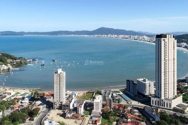 Apartamento &agrave; venda - 180m&sup2; - Centro