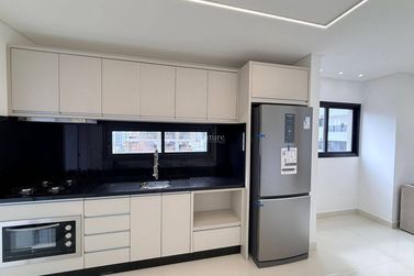 Apartamento &agrave; venda - Meia Praia