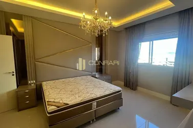 Apartamento &agrave; venda - 268m&sup2; - Meia Praia