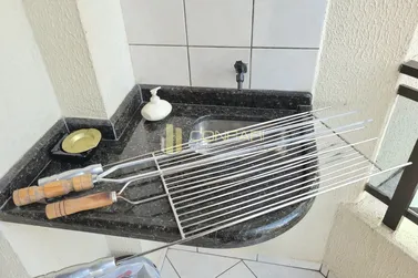 Apartamento &agrave; venda - 137m&sup2; - Meia Praia