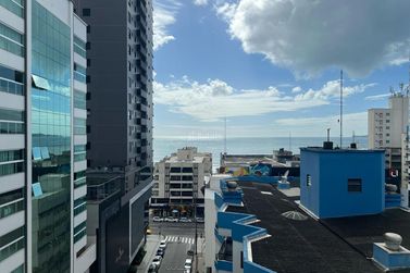 Apartamento &agrave; venda - 129m&sup2; - Meia Praia