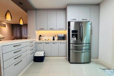 Apartamento &agrave; venda - 137m&sup2; - Centro