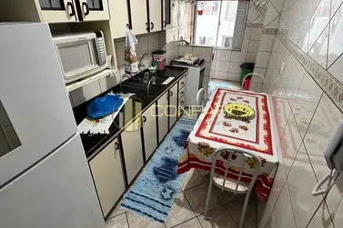 Apartamento para alugar - 115m&sup2; - meia praia