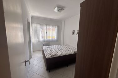 Apartamento &agrave; venda - 100m&sup2; - Centro