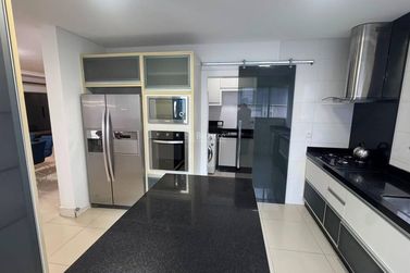 Apartamento para alugar - Meia Praia