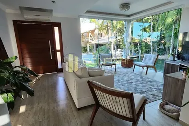 Ch&aacute;cara &agrave; venda - 385m&sup2; - Sert&atilde;o do Trombudo