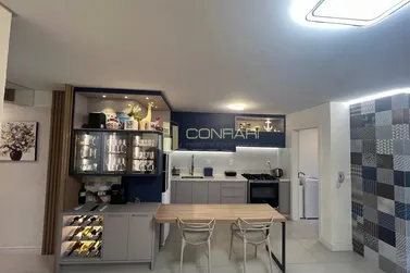 Apartamento para alugar - 107m&sup2; - meia praia