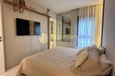 Apartamento &agrave; venda - 140m&sup2; - Centro