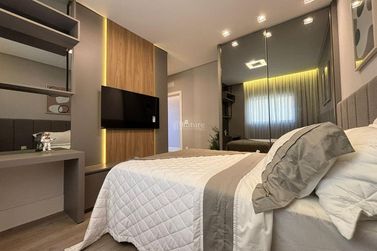 Apartamento &agrave; venda - 140m&sup2; - Meia Praia
