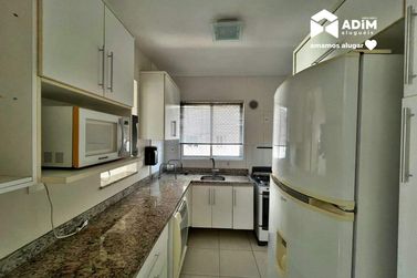 Apartamento para alugar - 111m&sup2; - Centro