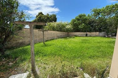 Casa &agrave; venda - 530m&sup2; - 