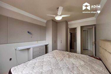 Apartamento para alugar - 101m&sup2; - Centro