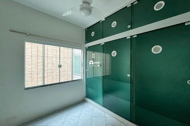 Casa para alugar - 252m&sup2; - Municipios