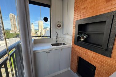 Apartamento &agrave; venda - Meia Praia