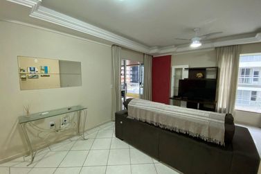 Apartamento &agrave; venda - 139m&sup2; - Meia Praia