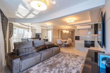 Apartamento &agrave; venda - 202m&sup2; - Meia Praia