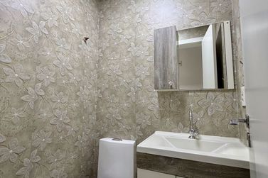Apartamento &agrave; venda - 110m&sup2; - Meia Praia