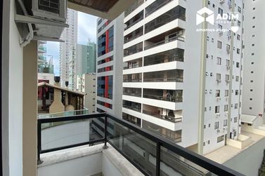 Apartamento para alugar - 125m&sup2; - Centro