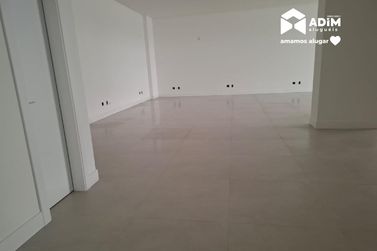 Sala Comercial para alugar - 200m&sup2; - Meia |Praia