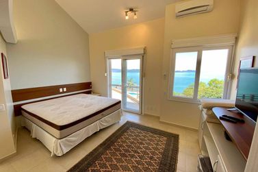 Casa &agrave; venda - 13m&sup2; - 