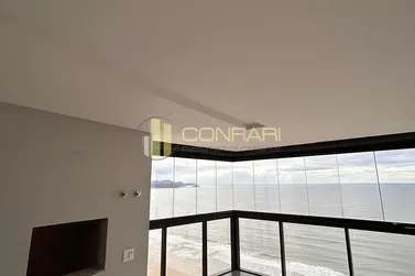 Apartamento &agrave; venda - 198m&sup2; - meia praia