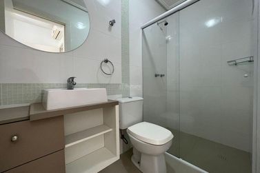 Apartamento &agrave; venda - 137m&sup2; - Meia Praia