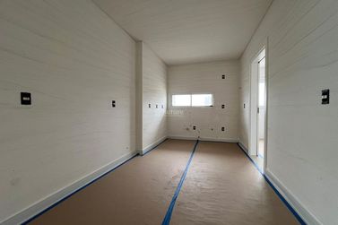 Apartamento &agrave; venda - 180m&sup2; - Meia Praia