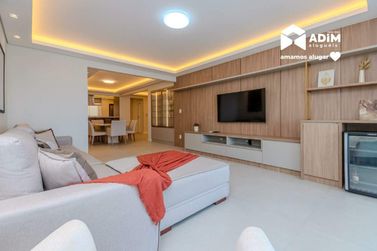 Apartamento para alugar - 216m&sup2; - Centro