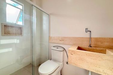 Apartamento &agrave; venda - 136m&sup2; - Meia Praia