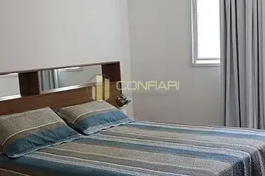 Apartamento &agrave; venda - 130m&sup2; - Meia Praia