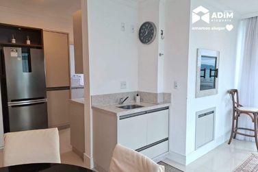 Apartamento para alugar - 127m&sup2; - Meia Praia