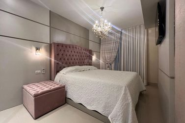 Apartamento &agrave; venda - 185m&sup2; - Meia Praia