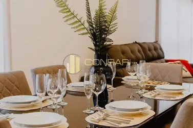 Apartamento &agrave; venda - 110m&sup2; - Meia Praia