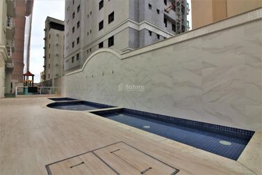 Apartamento &agrave; venda - 142m&sup2; - Meia Praia