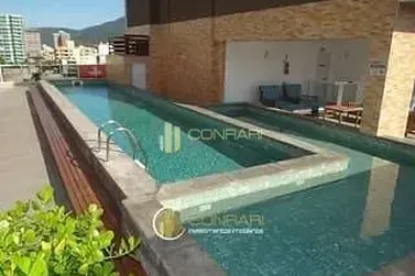 Apartamento &agrave; venda - 143m&sup2; - Meia Praia
