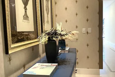 Apartamento &agrave; venda - 164m&sup2; - Meia Praia