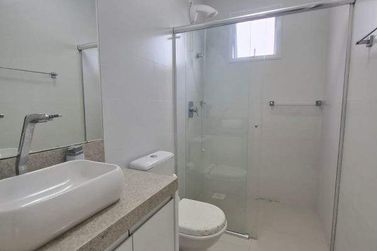 Apartamento para alugar - 270m&sup2; - Meia Praia
