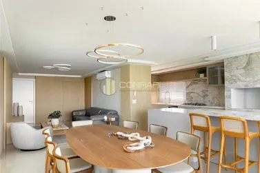 Apartamento &agrave; venda - 186m&sup2; - meia praia