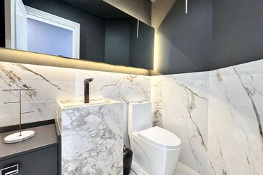 Apartamento &agrave; venda - 138m&sup2; - Centro