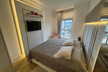 Apartamento &agrave; venda - Meia Praia