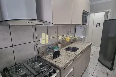 Apartamento &agrave; venda - 110m&sup2; - Meia Praia
