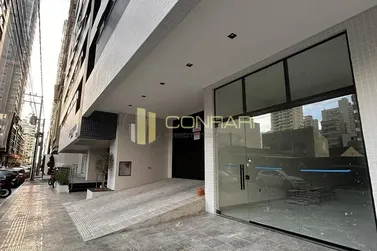 Sala Comercial &agrave; venda - 110m&sup2; - Meia Praia