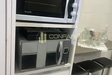Apartamento &agrave; venda - 126m&sup2; - Meia Praia