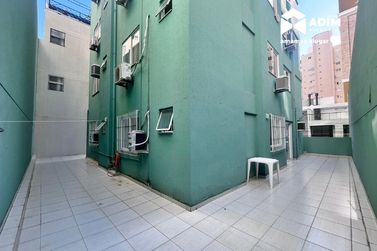 Apartamento para alugar - 182m&sup2; - Centro
