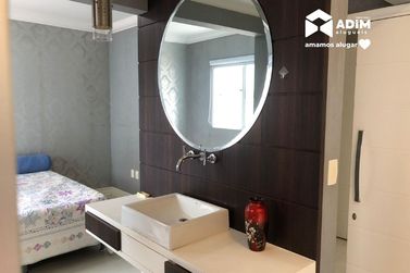 Apartamento para alugar - 140m&sup2; - Centro