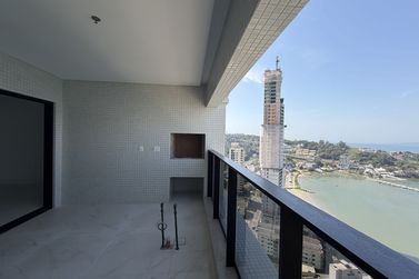 Apartamento &agrave; venda - 178m&sup2; - Centro