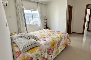 Apartamento &agrave; venda - 140m&sup2; - Centro