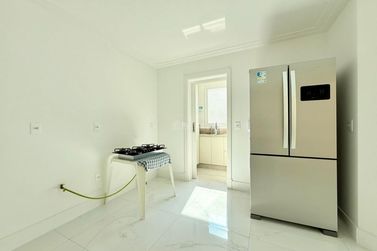 Apartamento &agrave; venda - 129m&sup2; - Meia Praia
