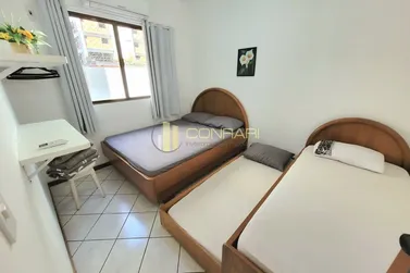 Apartamento &agrave; venda - 137m&sup2; - Meia Praia