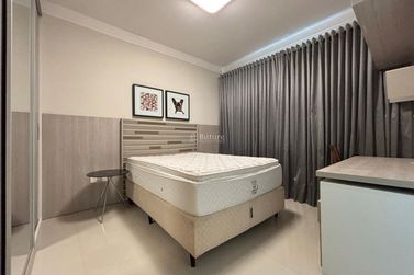Apartamento &agrave; venda - 173m&sup2; - Centro